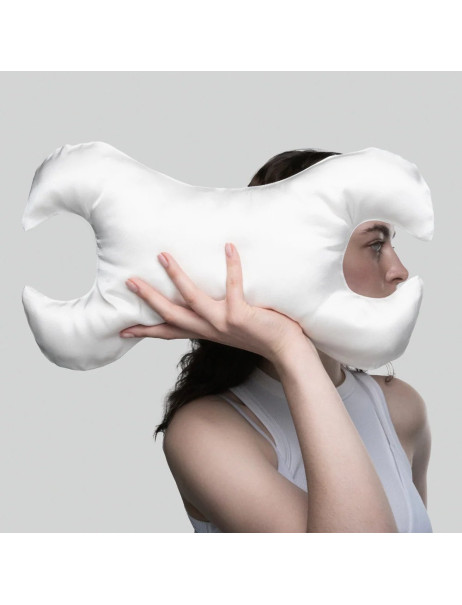 MOLODO Silk Anti-Aging Pillow Key Off White Антивозрастная подушка против морщин вокруг глаз, молочная