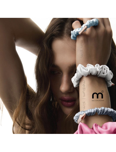 Mon Mou Silk Slim Scrunchie Baby Blue Тонка резинка з натурального шовку (Ніжно-блакитний)