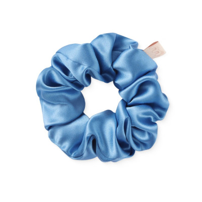 Mon Mou Silk Large Scrunchie Sky Blue Объемная резинка для волос из натурального шелка (Голубой)