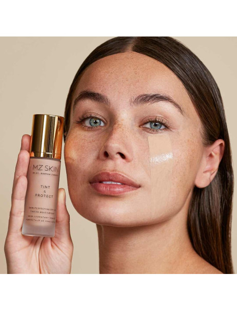 MZ Skin Tint & Protect SPF 30 Зволожуючий тонуючий засіб з SPF 30