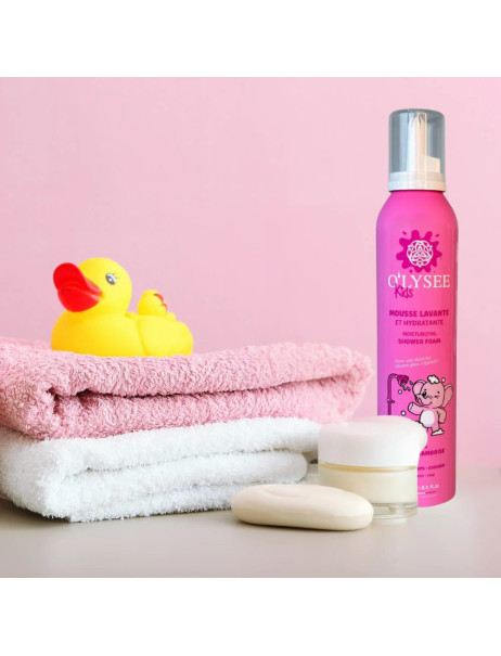 O'lysee Whipped Shower Foam Strawberry & Raspberry Детская увлажняющая крем-пенка для купания 3 в 1 с ароматом клубники и малины