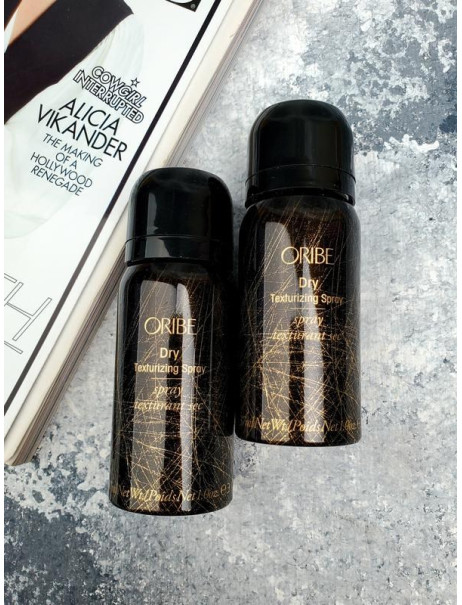 Спрей для сухого дефинирования Oribe Dry Texturizing Spray