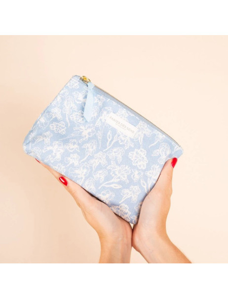 Panier des Sens Absolutes Blooming Iris Travel Set Набор для путешествий 
