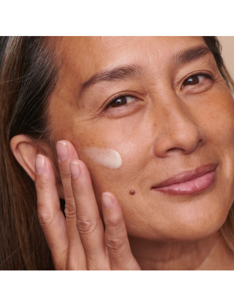 Peter Thomas Roth Even Smoother Glycolic Retinol Resurfacing Serum Відновлююча сироватка для обличчя з ретинолом та гліколевою кислотою