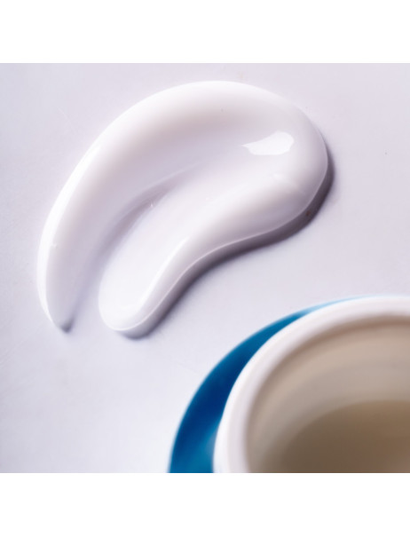 Peter Thomas Roth Water Drench Hyaluronic Cloud Rich Barrier Moisturizer Збагачений зволожуючий крем для обличчя для відновлення бар'єру шкіри