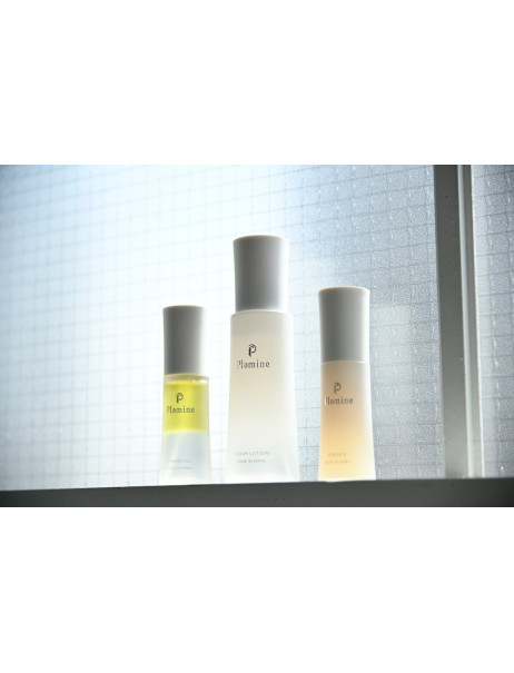 Plamine Essence Високоефективна зволожуюча сироватка