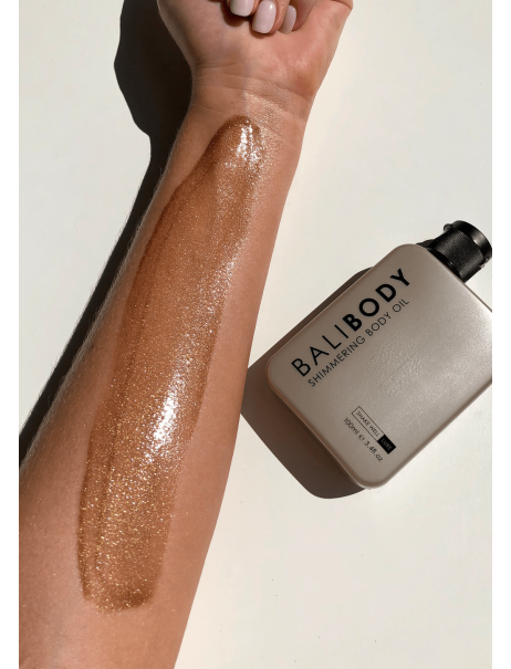 Bali Body Shimmering Body Oil для зволоження шкіри з бронзовим відтінком