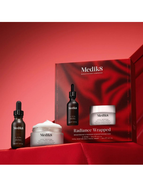 Medik8 Radiance Wrapped Набір для освітлення шкіри та зміцнення захисного бар’єра