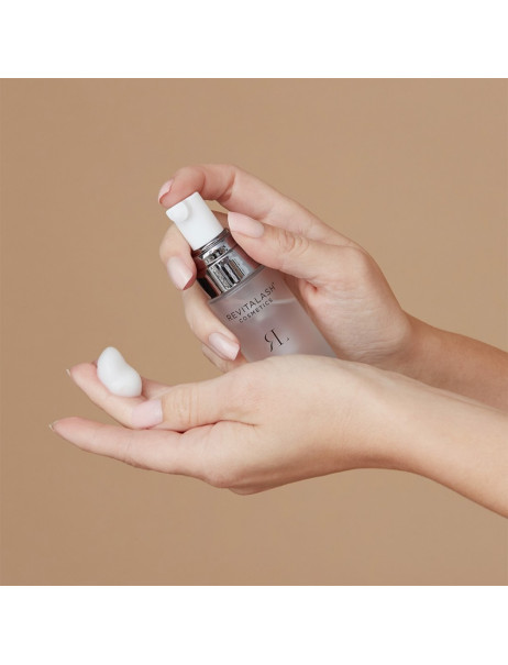 Пінка для надання об'єму волоссю Volume Enhancing Foam від Revitalash