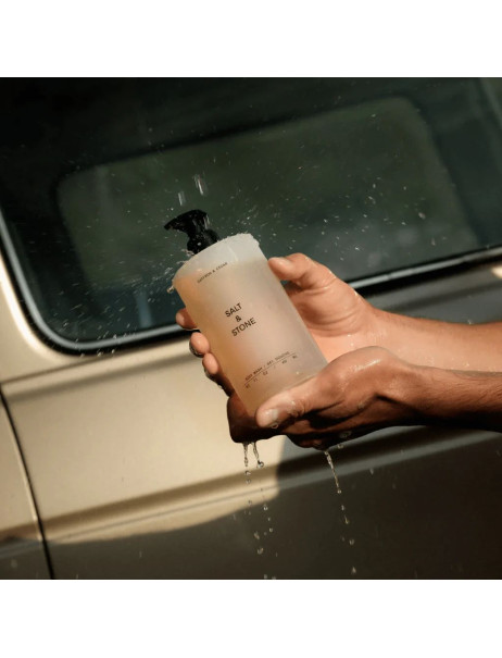 Salt & Stone Body Wash Saffron & Cedar Антиоксидантний гель для душу з ароматом шафрану та кедру