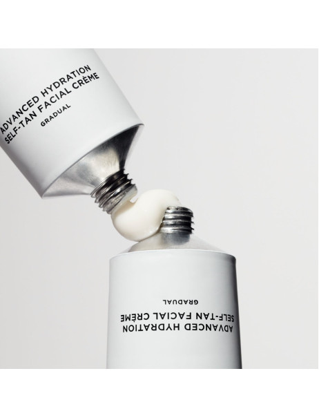 Tan-Luxe The Crème Advanced Hydration Self-Tan Facial Crème Крем з ефектом поступової автозасмаги