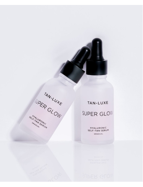 Tan-Luxe Super Glow Hyaluronic Self-Tan Serum Сироватка для автозасмаги з гіалуроновою кислотою