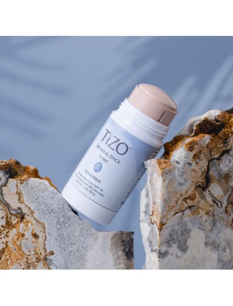 TiZO Mineral Stick Tinted SPF 45 Мінеральний сонцезахисний стік з відтінком