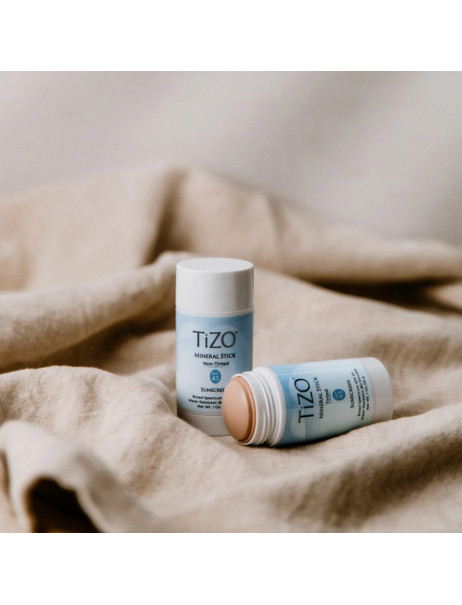 Mineral Stick Tinted сонцезахисний стик TiZO