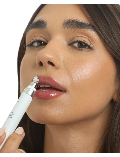 Unico Lip Gloss Lace Блеск для губ с ароматом сливочно-кокосового крема
