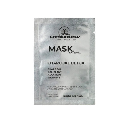 Utsukusy Mask Color Charcoal Detox Чорна Детокс маска для сяяння шкіри  