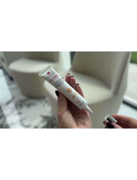 Erborian BB Cream Clair Крем з тонуючим ефектом 5 в 1