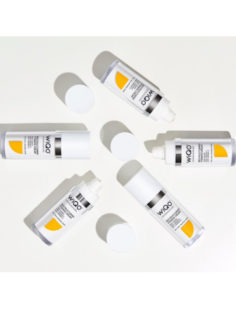 WiQo Restructuring Vitamin Cream Відновлюючий крем з ретинолом та вітаміном С