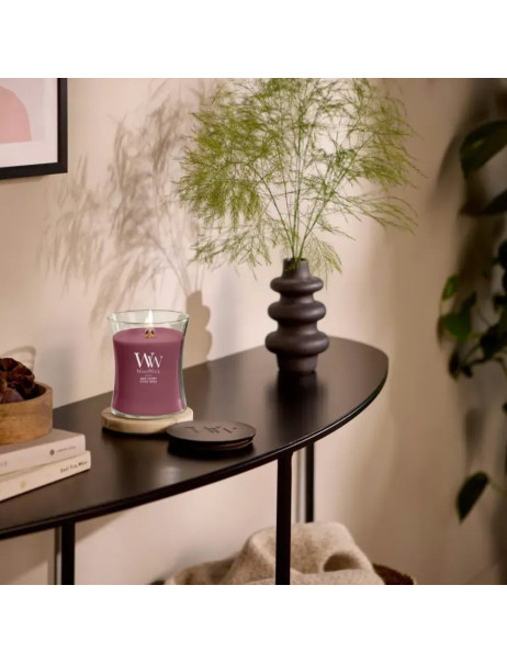 WoodWick Dark Cherry Medium Ароматическая свеча с ароматом тёмной вишни Средняя